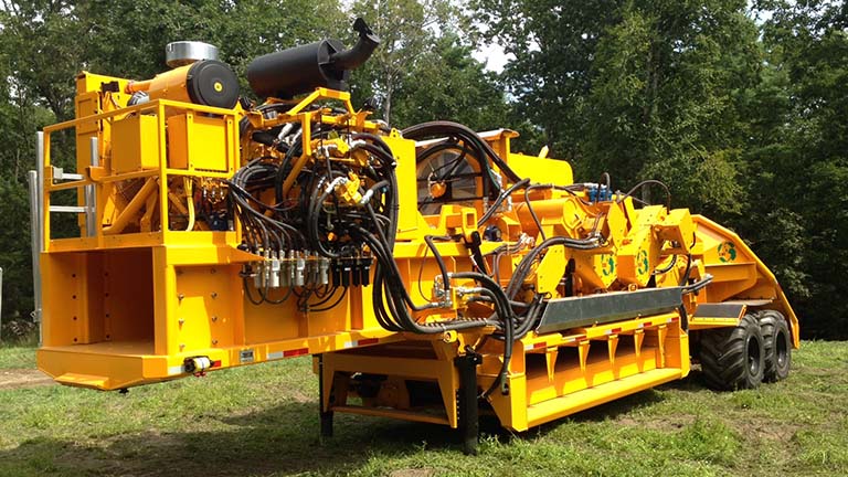 CBI 604 flail debarker