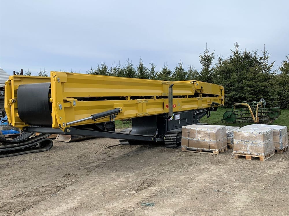Keestrack S5 mobile stacking conveyor