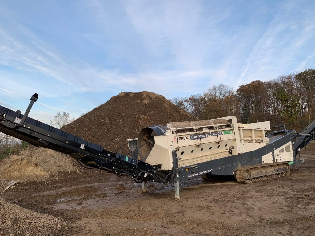 Phoenix 1600T Tracked Trommel Screening Plant