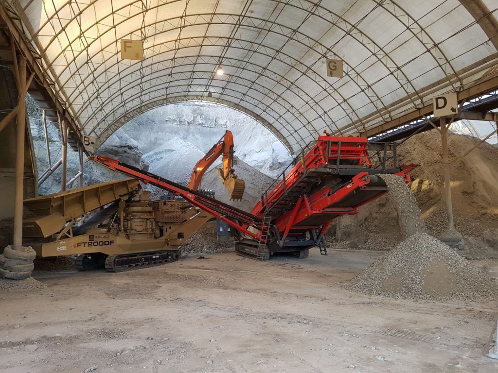 Sandvik QA441 Screening Plant