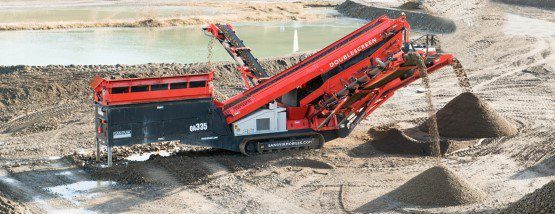 Sandvik QA335 mobile screener