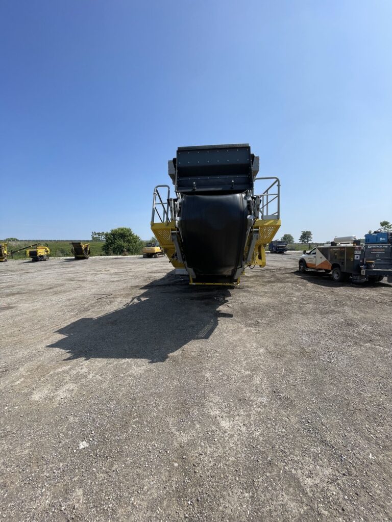 Keestrack R6 impact crusher.