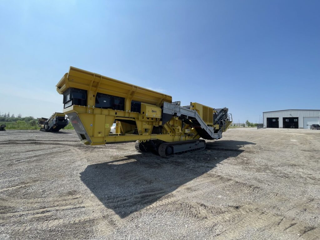 Keestrack R6 impact crusher.