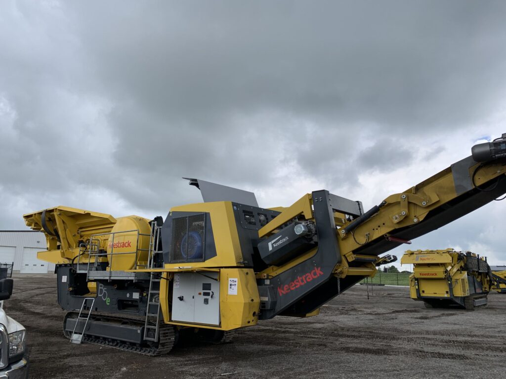 Keestrack B5 jaw crusher.