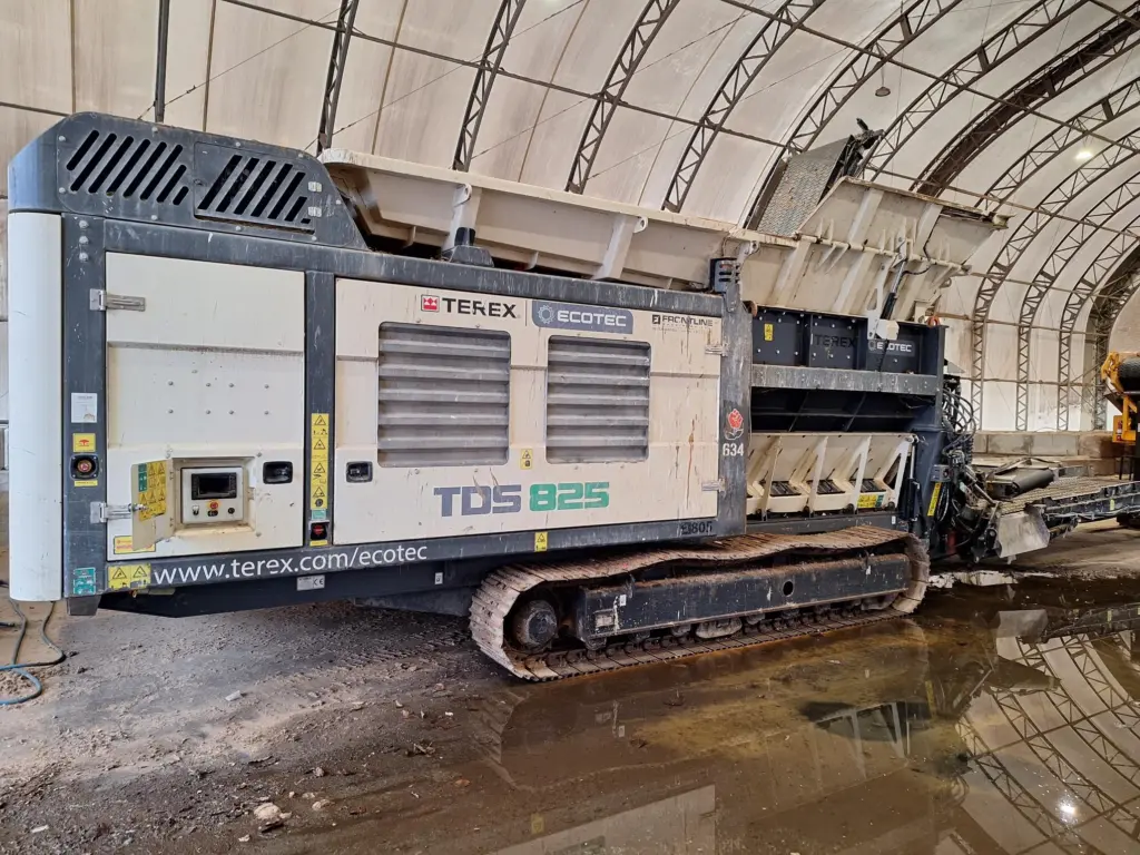 2020 Ecotec TDS 825 Slow Speed Shredder