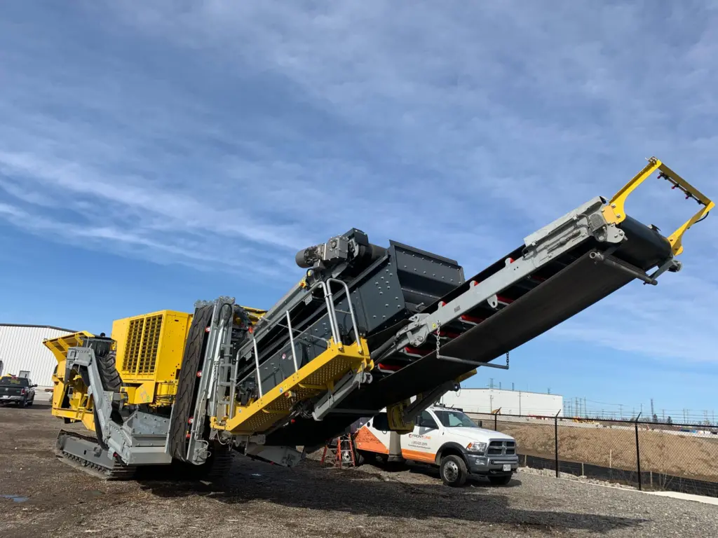Keestrack mobile impact crusher.