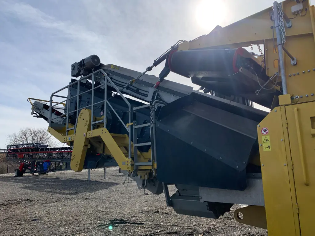 Keestrack mobile impact crusher.