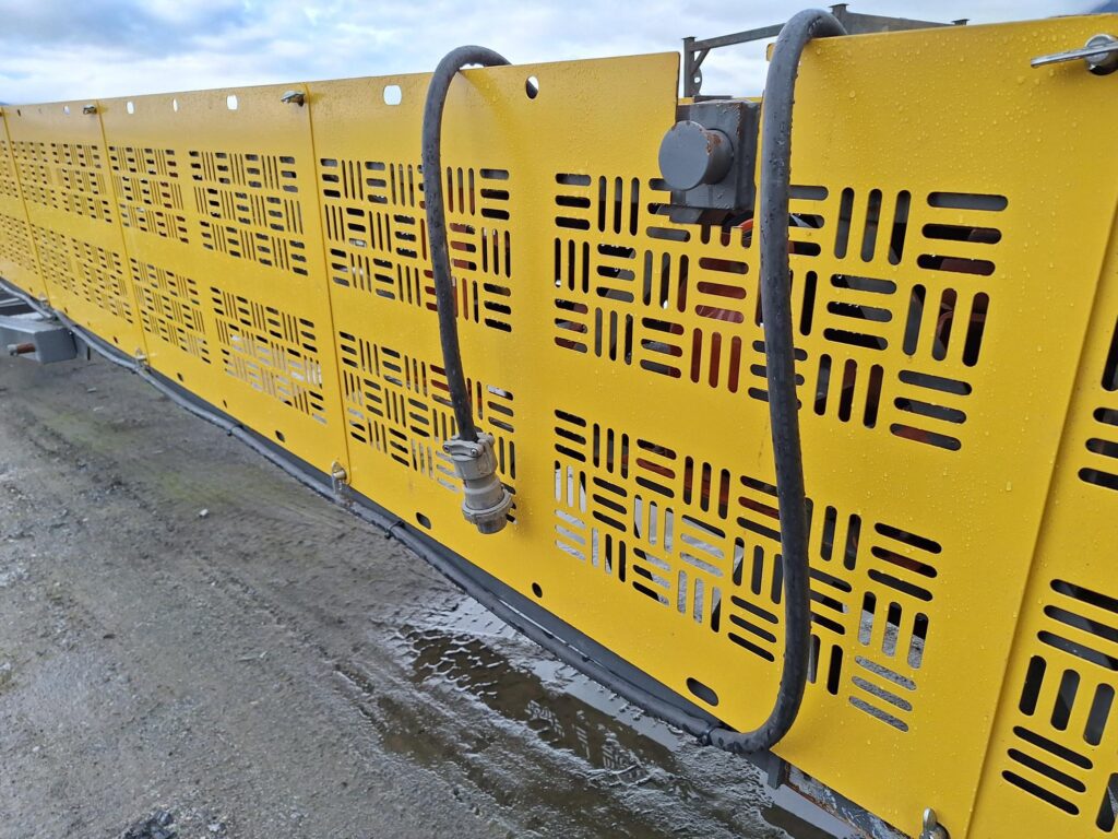 2016 Superior 36” x 60’ radial stacking conveyor