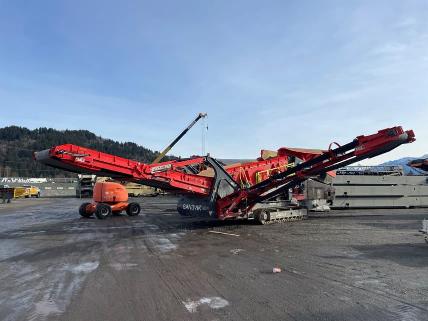 Sandvik QE342 scalping screener.