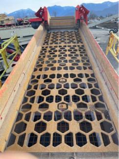 Sandvik QE342 scalping screener.