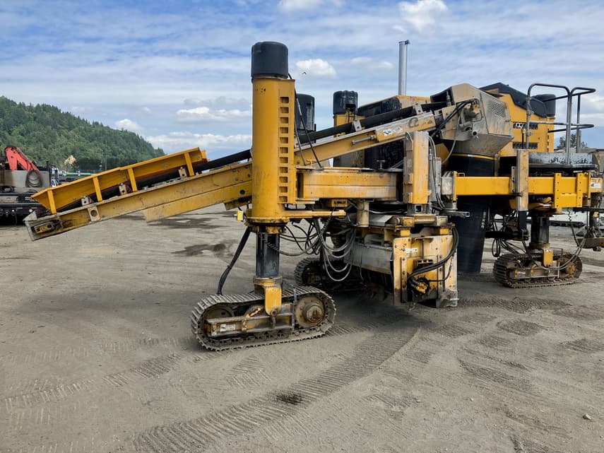 GOMACO Commander III