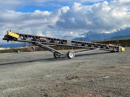2016 Superior 36” x 60’ radial stacking conveyor