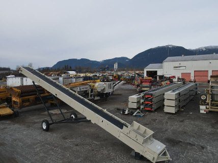 KPI/JCI stacking conveyor.