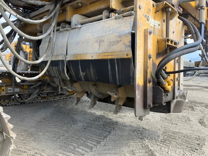 GOMACO Commander III