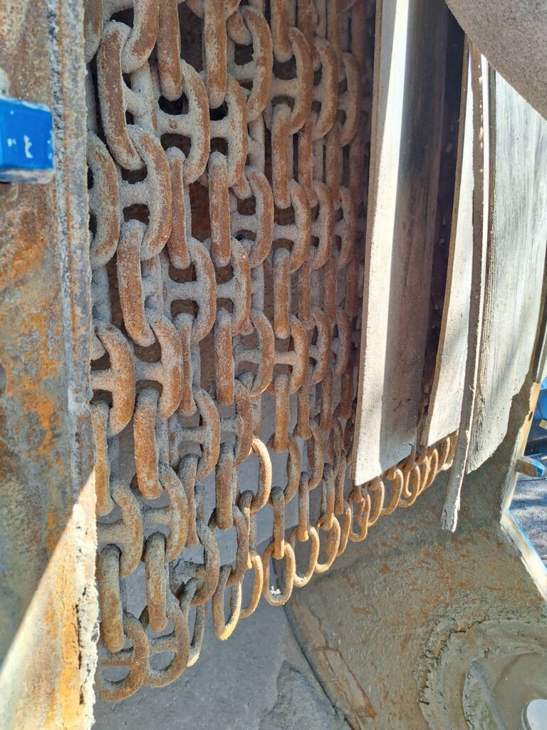 Kleemann MR 130i EVO2 impact crusher.