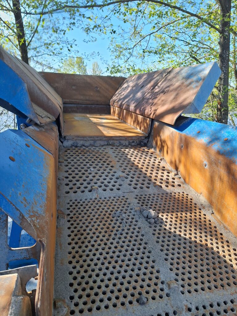 Kleemann MR 130i EVO2 impact crusher.